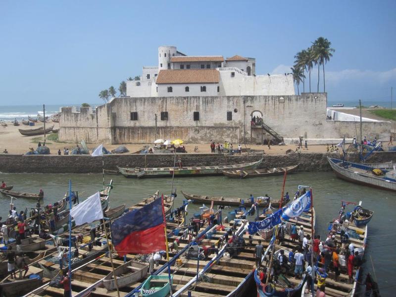 Coconut Grove Bridge House Hotel Elmina Exterior photo