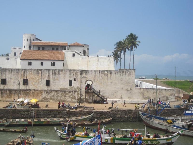 Coconut Grove Bridge House Hotel Elmina Exterior photo